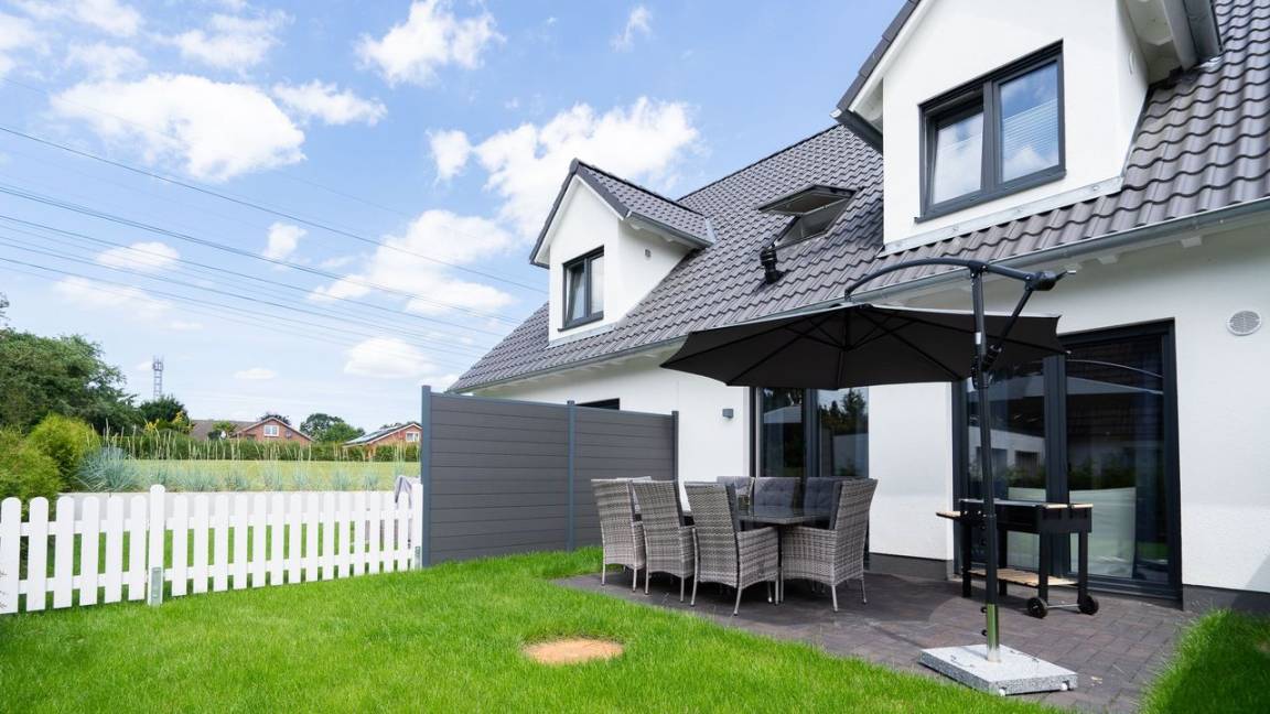 120 M² House ∙ 4 Bedrooms ∙ 8 Guests - Lübeck