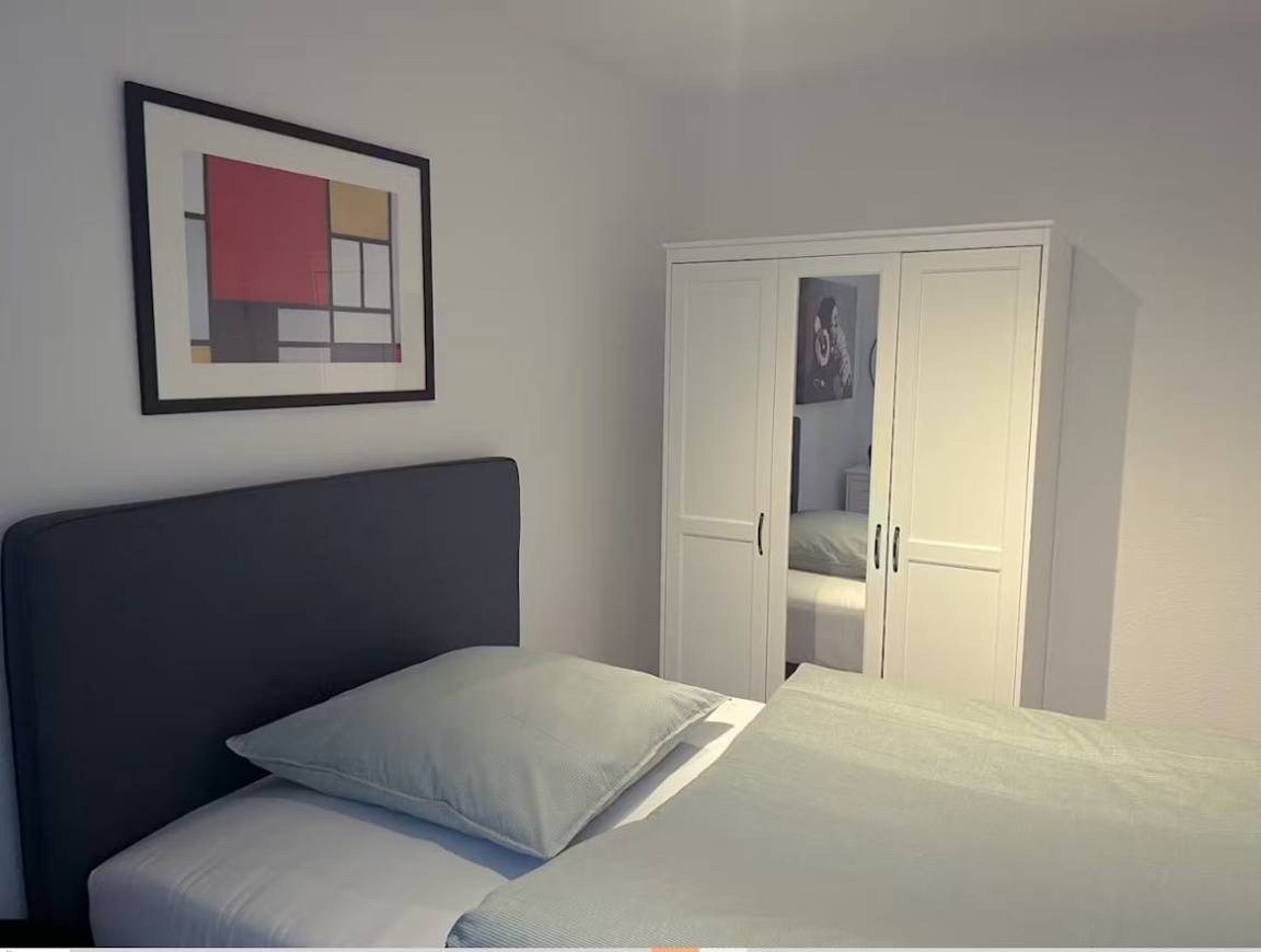 75 M² Private Room ∙ 1 Bedroom ∙ 1 Guest - Frankfurt Sur Le Main