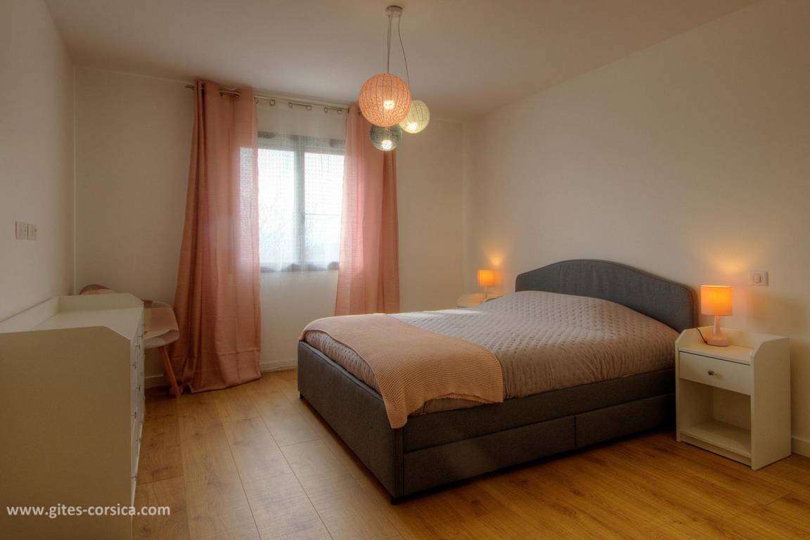 130 m² Gîte ∙ 3 Schlafzimmer ∙ 6 Gäste – Bild 14