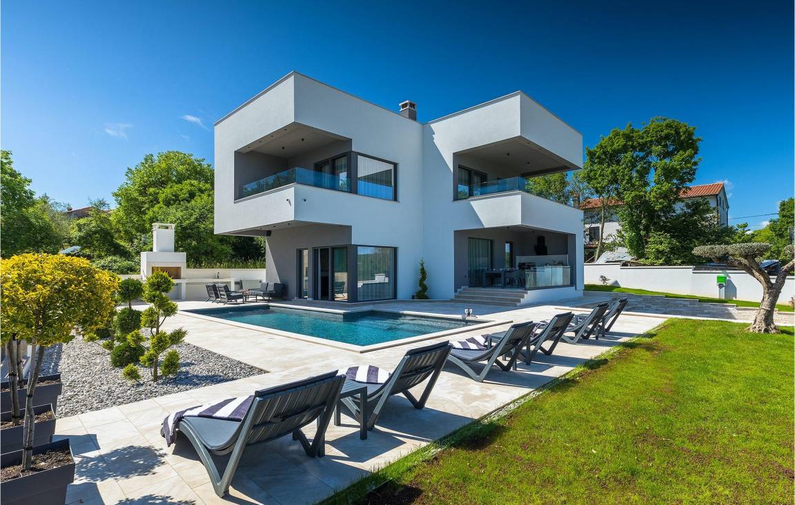 220 M² Ferienhaus ∙ 3 Schlafzimmer ∙ 6 Gäste - Rakalj
