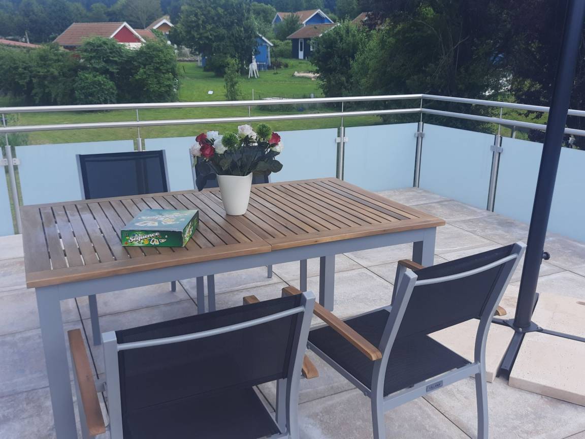 60 M² Ferienwohnung ∙ 1 Schlafzimmer ∙ 2 Gäste - Kaufungen