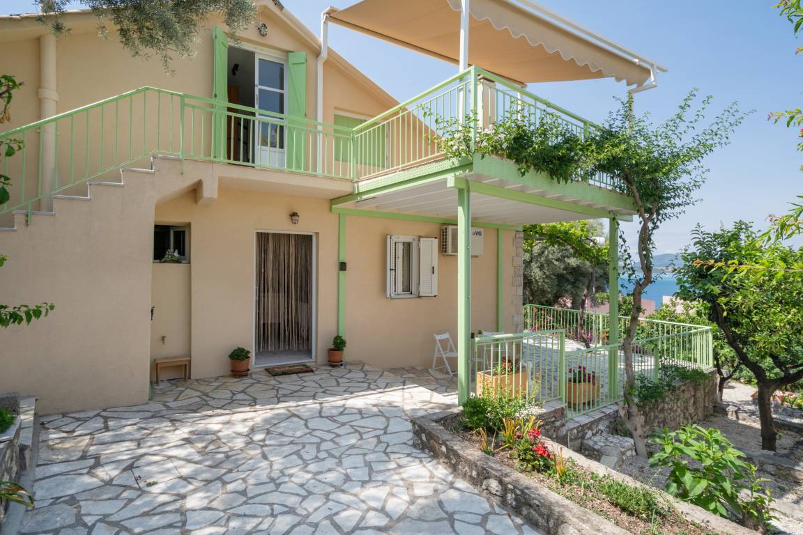 110 M² Huis ∙ 3 Slaapkamers ∙ 6 Gasten - Lefkada