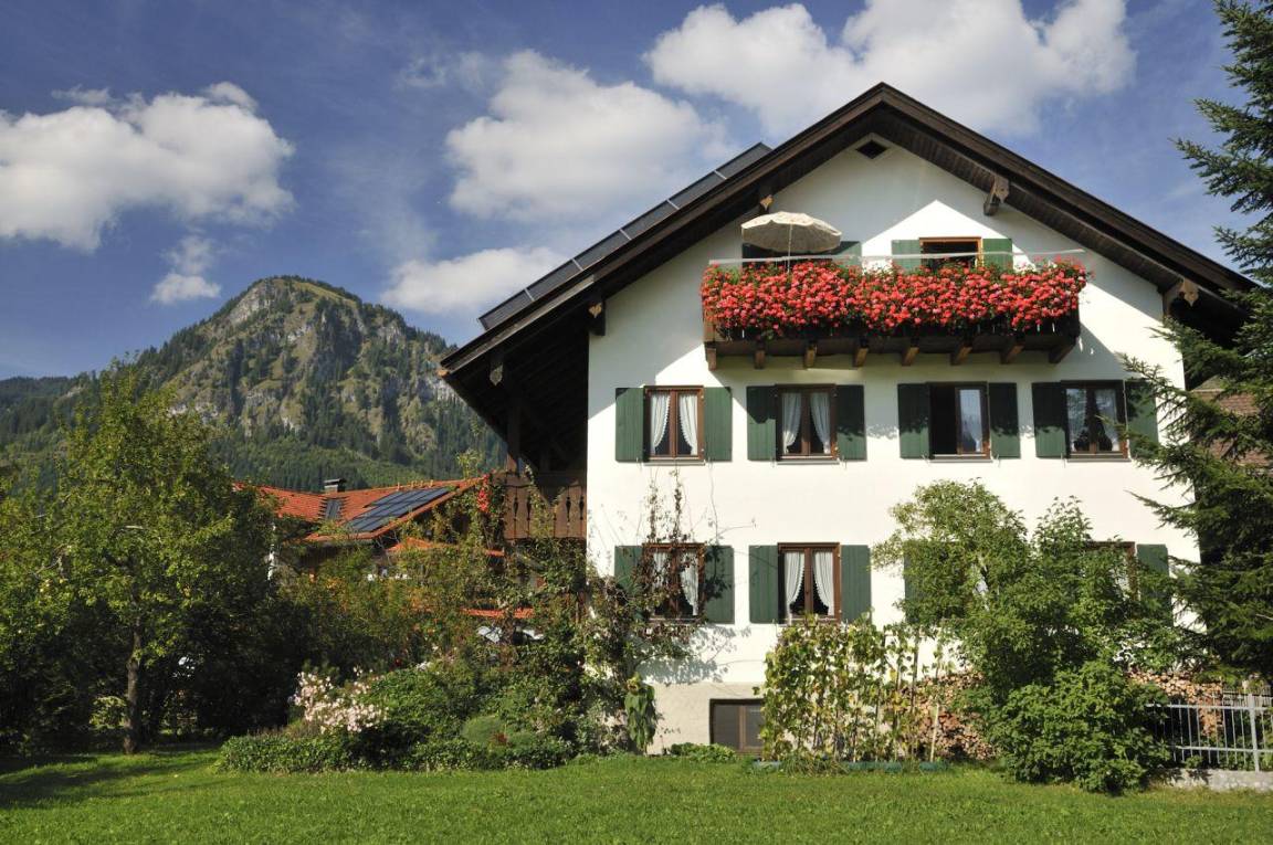 70 M² Apartment ∙ 2 Bedrooms ∙ 4 Guests - Sonthofen