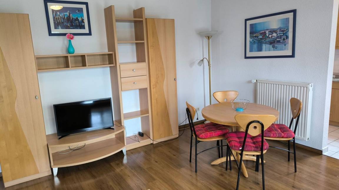 61 M² Ferienwohnung ∙ 1 Schlafzimmer ∙ 4 Gäste - Göhren