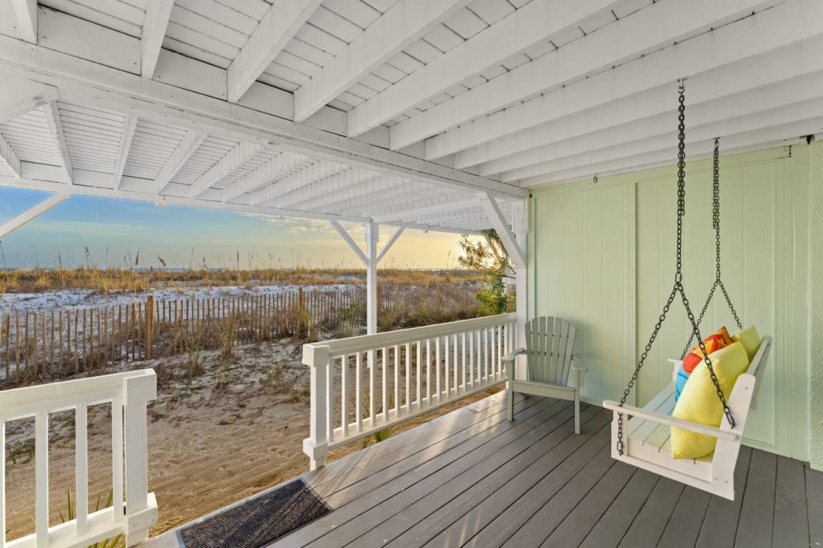 Condo ∙ 3 Bedrooms ∙ 7 Guests - Destin, FL