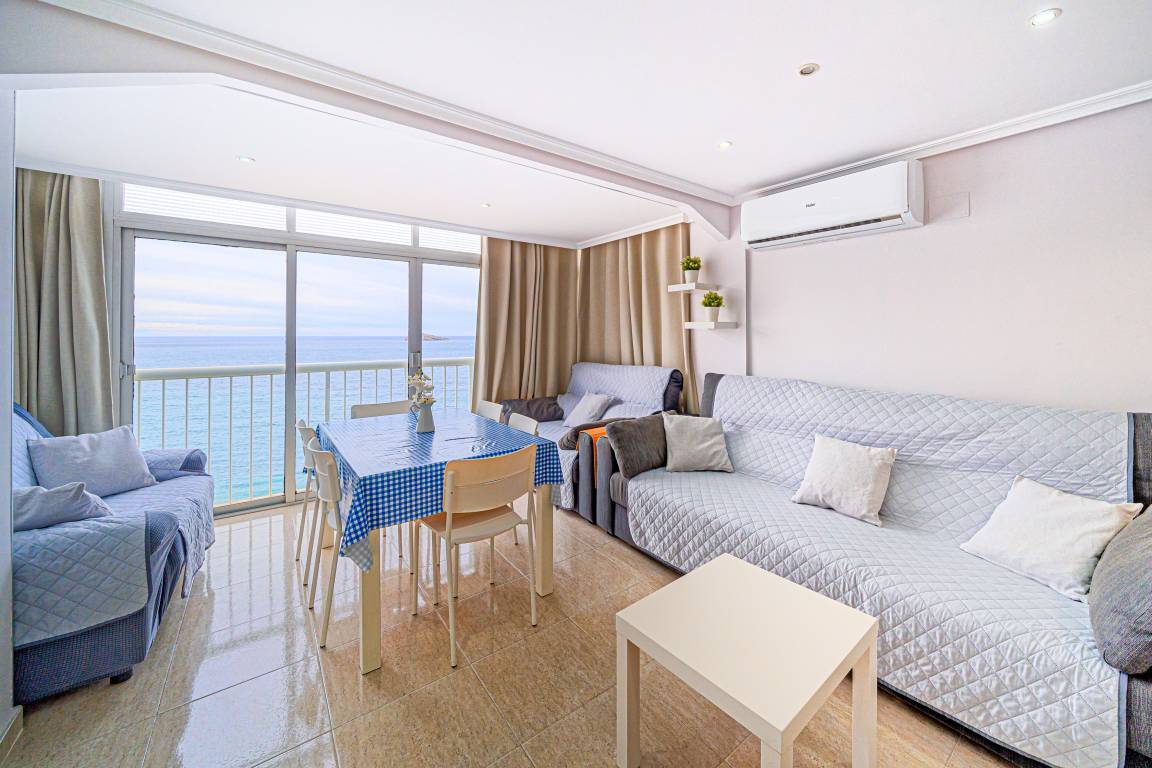 65 M² Appartement ∙ 3 Chambres ∙ 6 Personnes - Benidorm