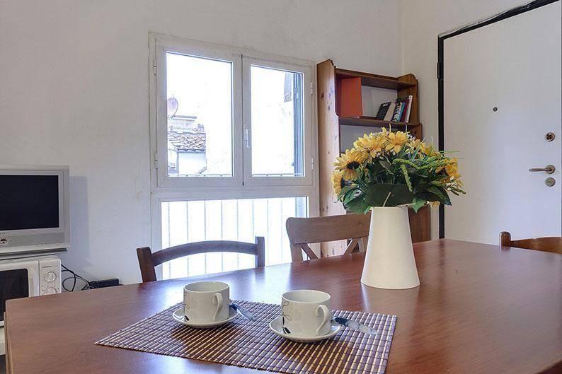 85 M² Apartamento ∙ 2 Habitaciones ∙ 7 Huéspedes - Valdarno