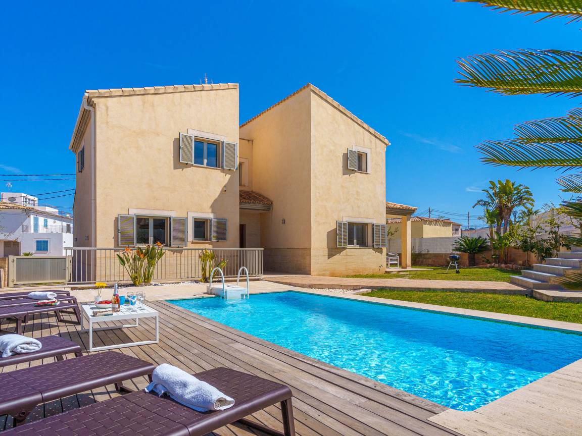 500 M² Huis ∙ 4 Slaapkamers ∙ 7 Gasten - Alcúdia