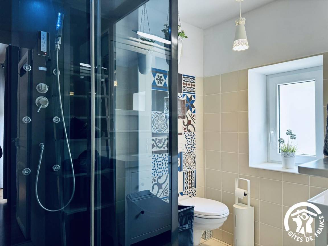 70 m² Gîte ∙ 2 Schlafzimmer ∙ 4 Gäste – Bild 22