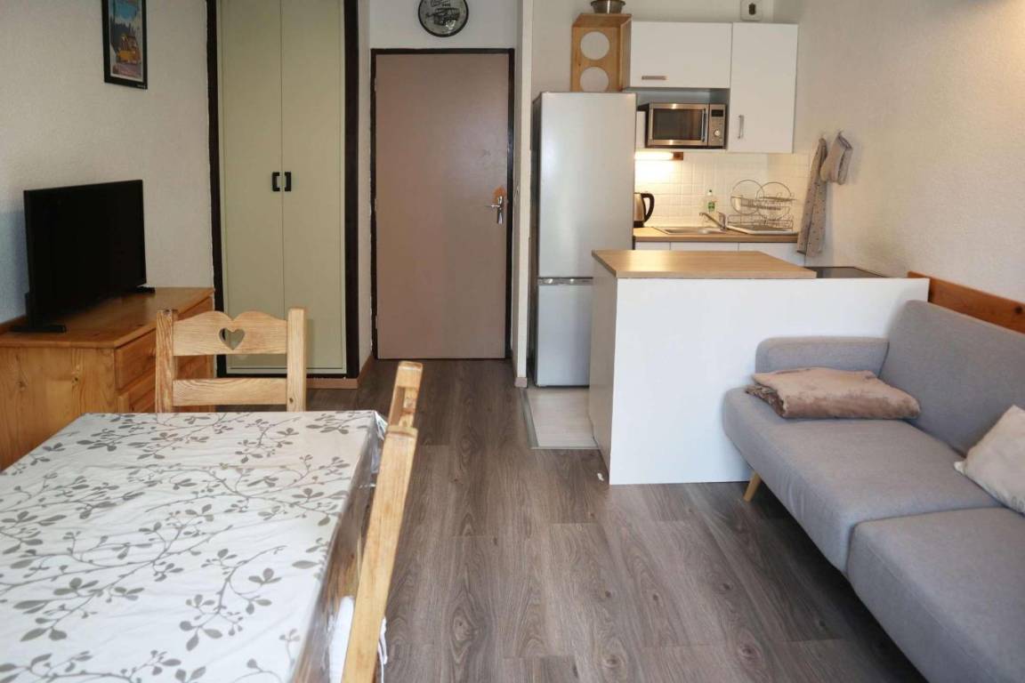 30 m² Studio ∙ 1 Schlafzimmer ∙ 6 Gäste – Bild 5