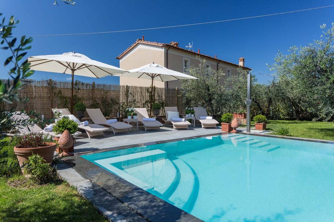 330 M² Villa ∙ 6 Schlafzimmer ∙ 12 Gäste - Lucca