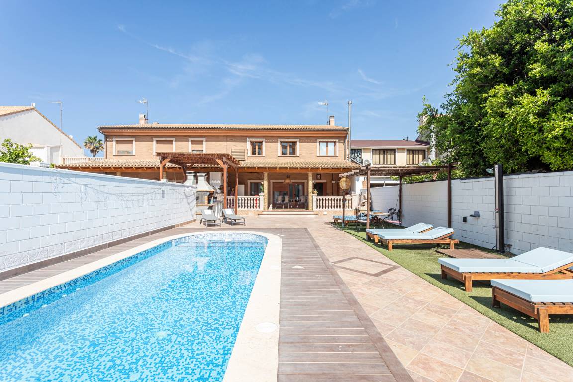 450 M² Villa ∙ 8 Chambres ∙ 18 Personnes - Valencia
