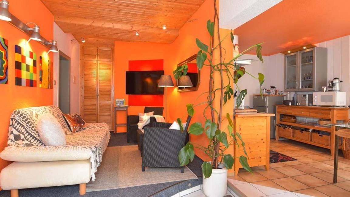 70 M² Ferienwohnung ∙ 2 Schlafzimmer ∙ 4 Gäste - Meiningen