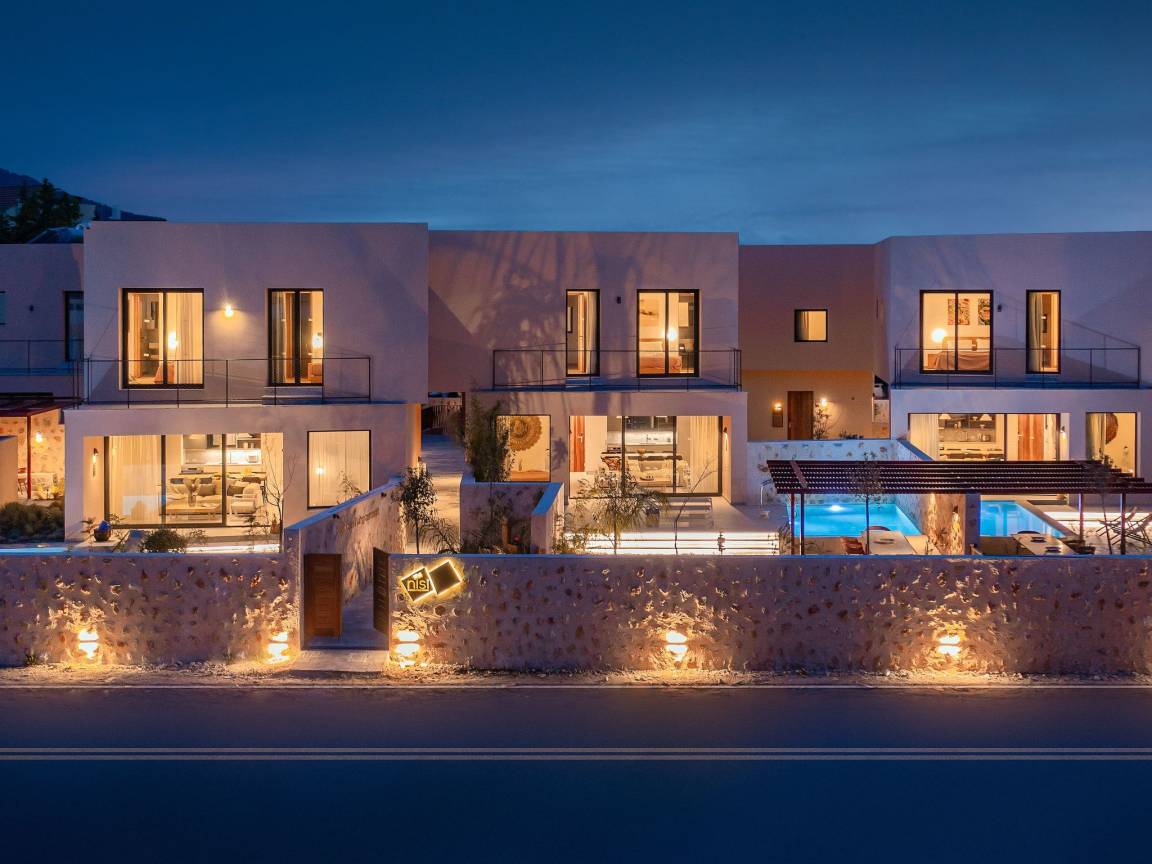 90 M² House ∙ 3 Bedrooms ∙ 6 Guests - Rhodes Airport (RHO)