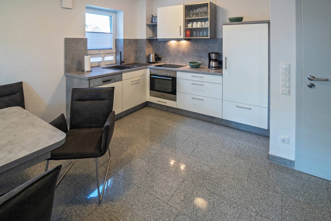 120 M² Ferienhaus ∙ 5 Schlafzimmer ∙ 10 Gäste - Bensersiel