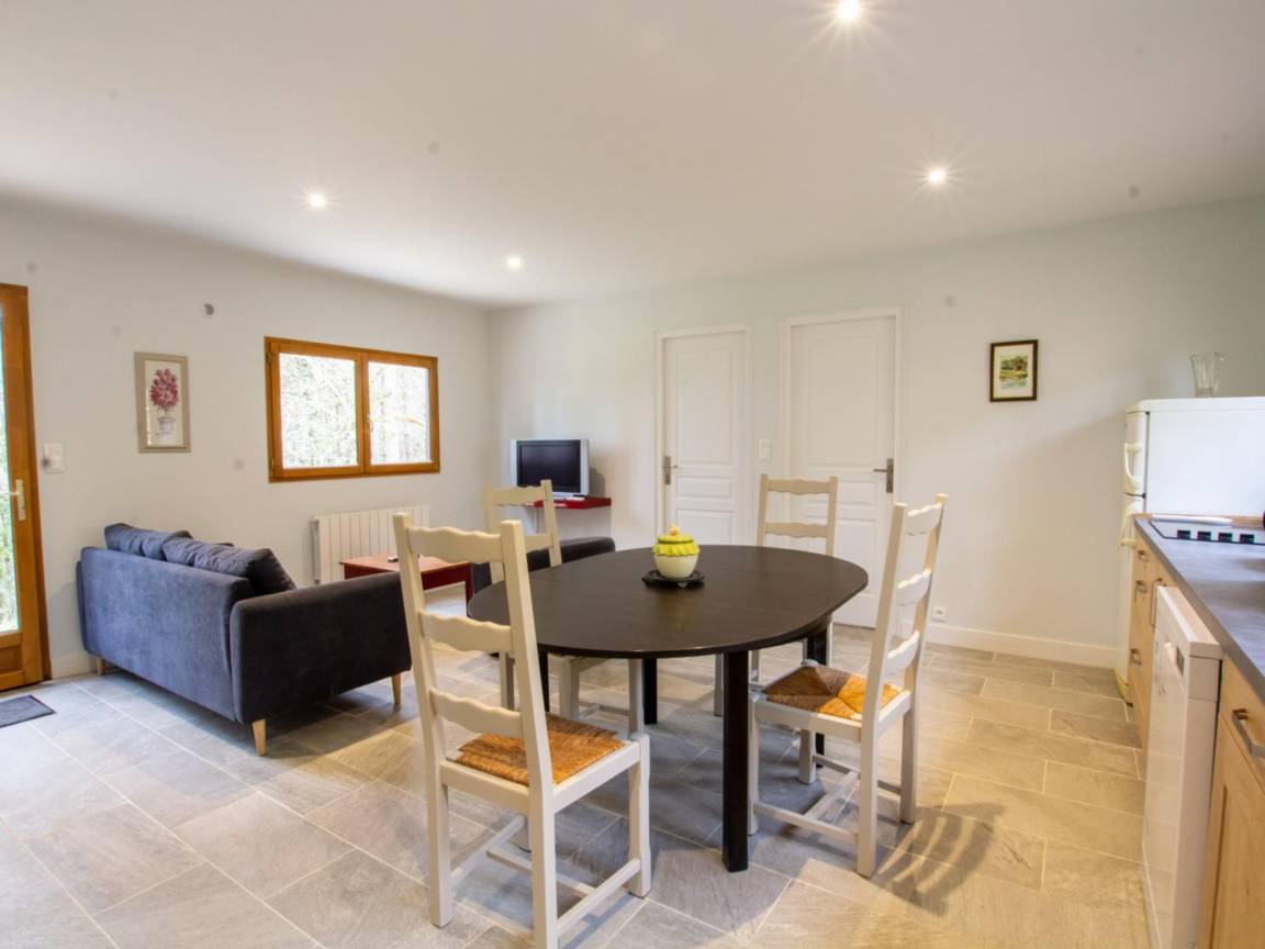55 M² Cottage ∙ 2 Bedrooms ∙ 4 Guests - Dordogne