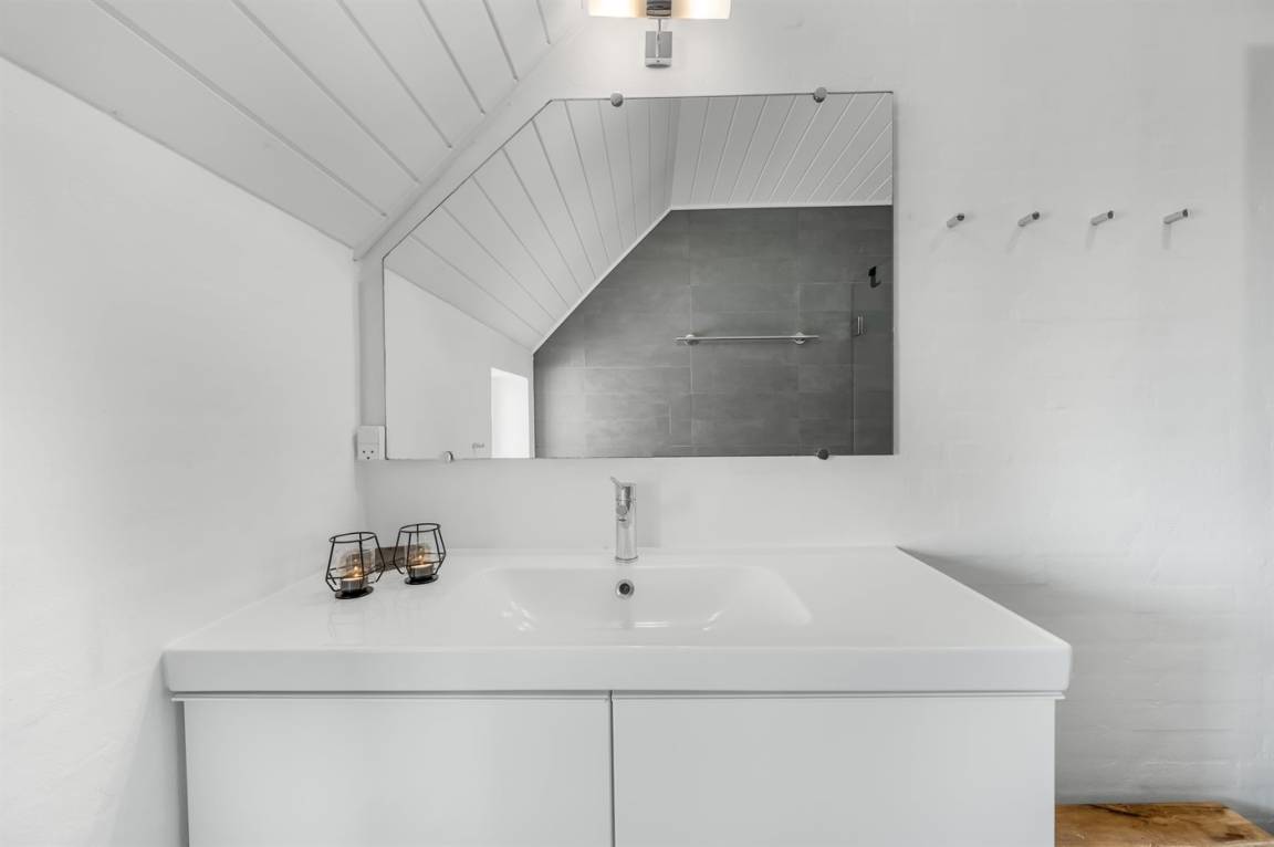 212 m² Ferienhaus ∙ 6 Schlafzimmer ∙ 14 Gäste – Bild 20
