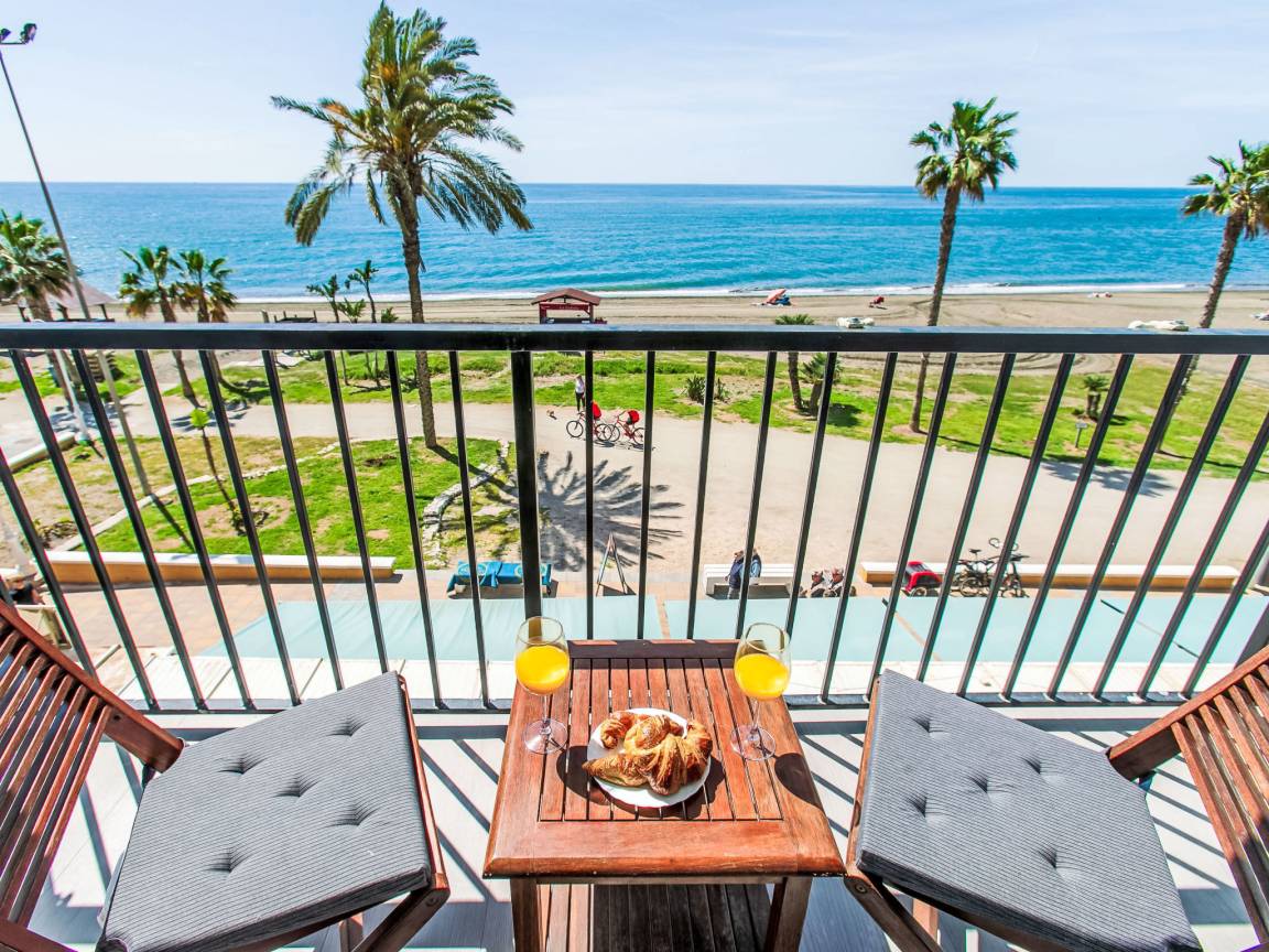 65 M² Apartamento ∙ 1 Habitación ∙ 2 Huéspedes - Rincón de la Victoria