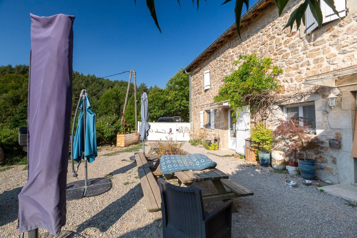 60 M² Maison De Vacances ∙ 2 Chambres ∙ 8 Personnes - Le Cheylard