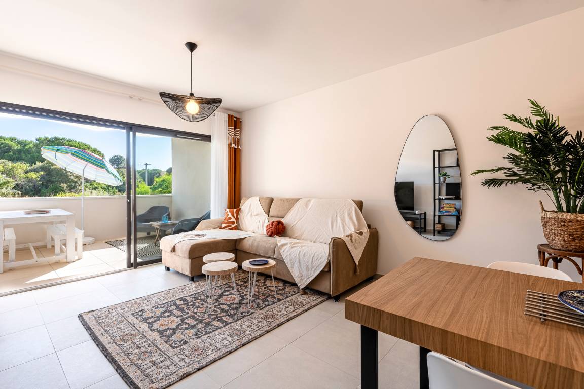 64 M² Appartement ∙ 2 Chambres ∙ 4 Personnes - Porticcio