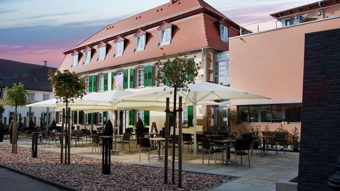 35 M² Ferienwohnung ∙ 1 Schlafzimmer ∙ 1 Gast - Bad Bergzabern