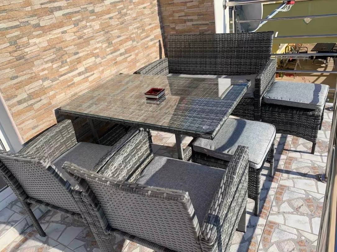 60 M² Ferienwohnung ∙ 2 Schlafzimmer ∙ 4 Gäste - Zadar
