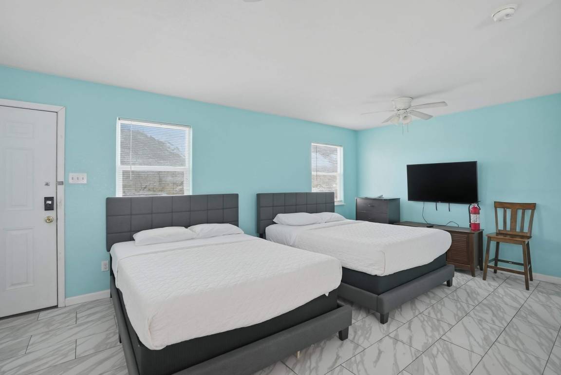 Apartment ∙ 1 Bedroom ∙ 4 Guests - Texas State Aquarium, Corpus Christi
