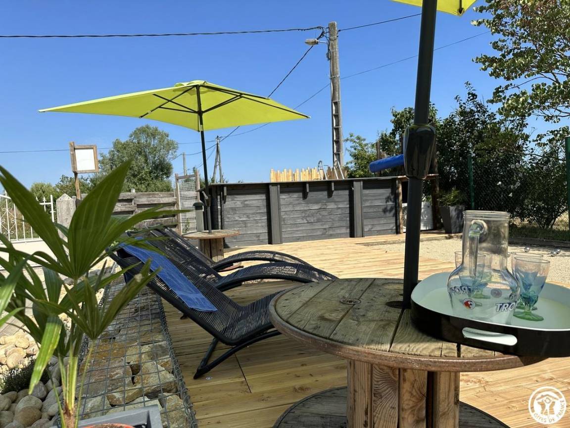 100 M² Gîte ∙ 4 Chambres ∙ 8 Personnes - Viriat