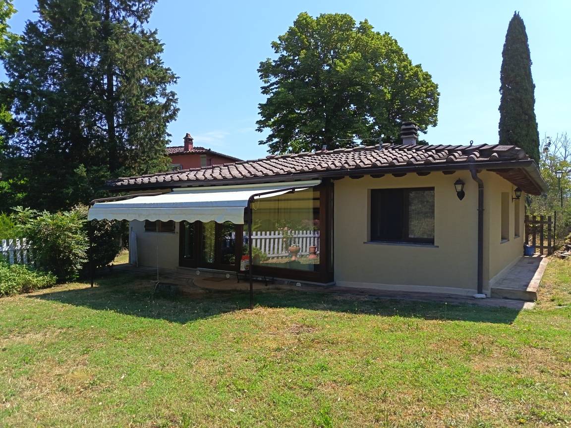 65 M² Appartamento Vacanza ∙ 2 Camere Da Letto ∙ 4 Ospiti - Firenze