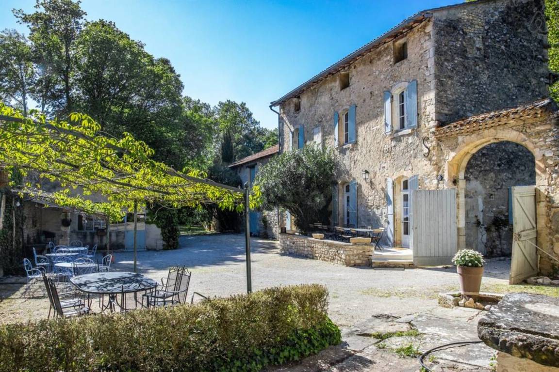 220 M² Casa ∙ 6 Habitaciones ∙ 14 Huéspedes - Pernes-les-Fontaines