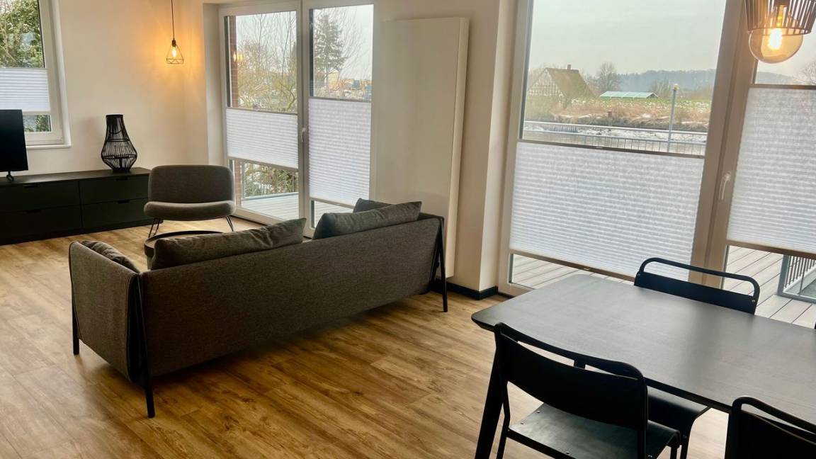 72 M² Ferienwohnung ∙ 2 Schlafzimmer ∙ 4 Gäste - Hechthausen