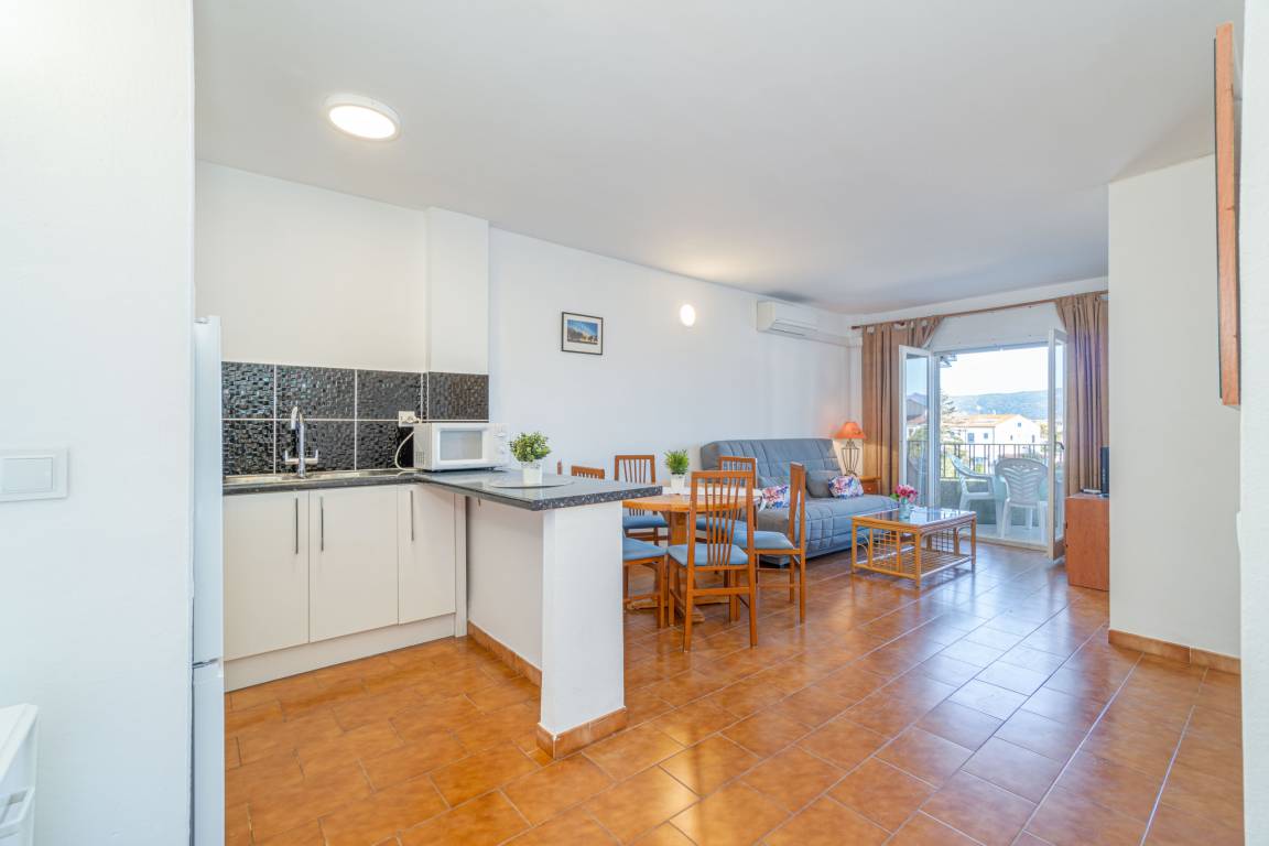 50 M² Apartamento ∙ 1 Habitación ∙ 4 Huéspedes - Ampuriabrava