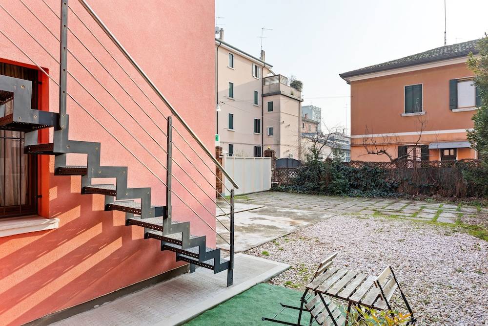 Accogliente appartamento a Venezia Mestre con giardino