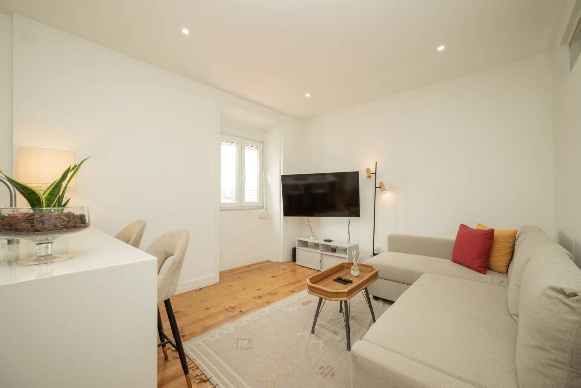 100 M² Apartamento ∙ 2 Habitaciones ∙ 6 Huéspedes - Loures