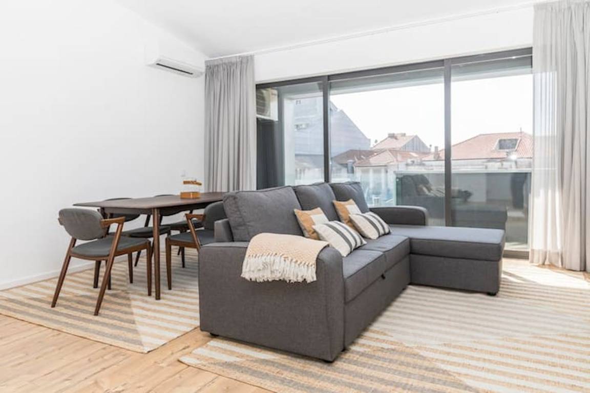90 M² Apartment ∙ 1 Bedroom ∙ 4 Guests - Porto