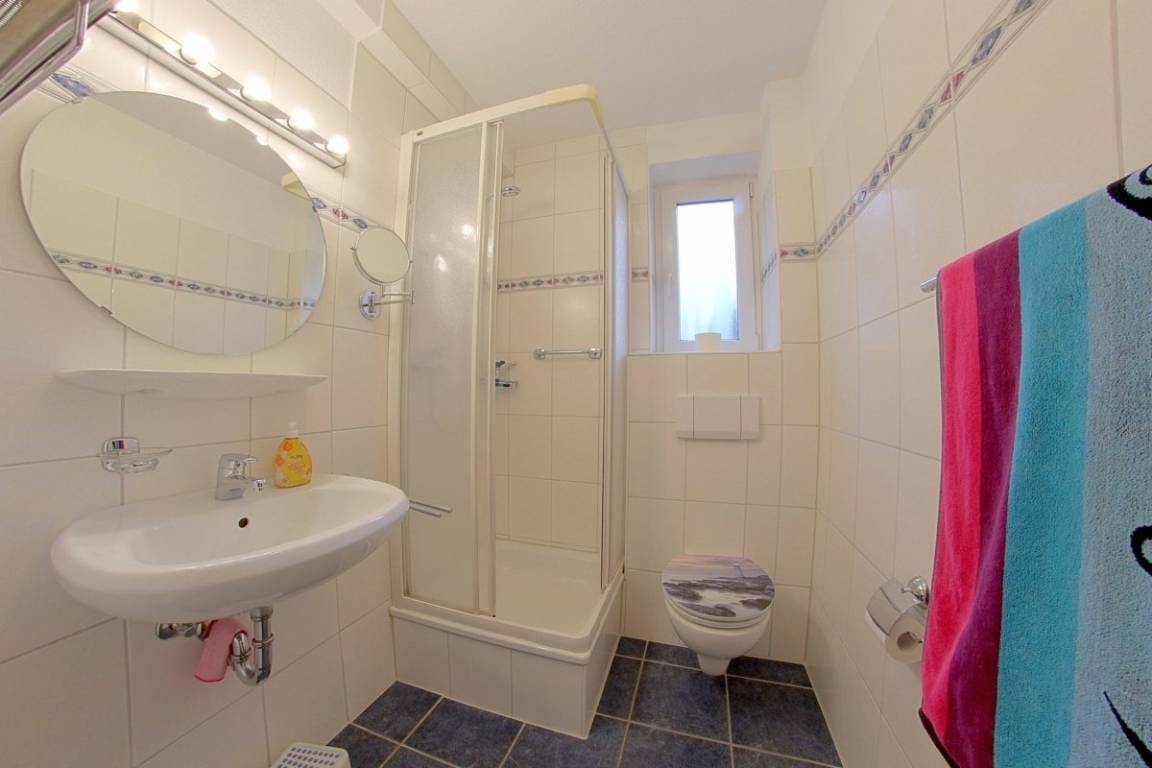 55 m² Ferienwohnung ∙ 2 Schlafzimmer ∙ 4 Gäste – Bild 8