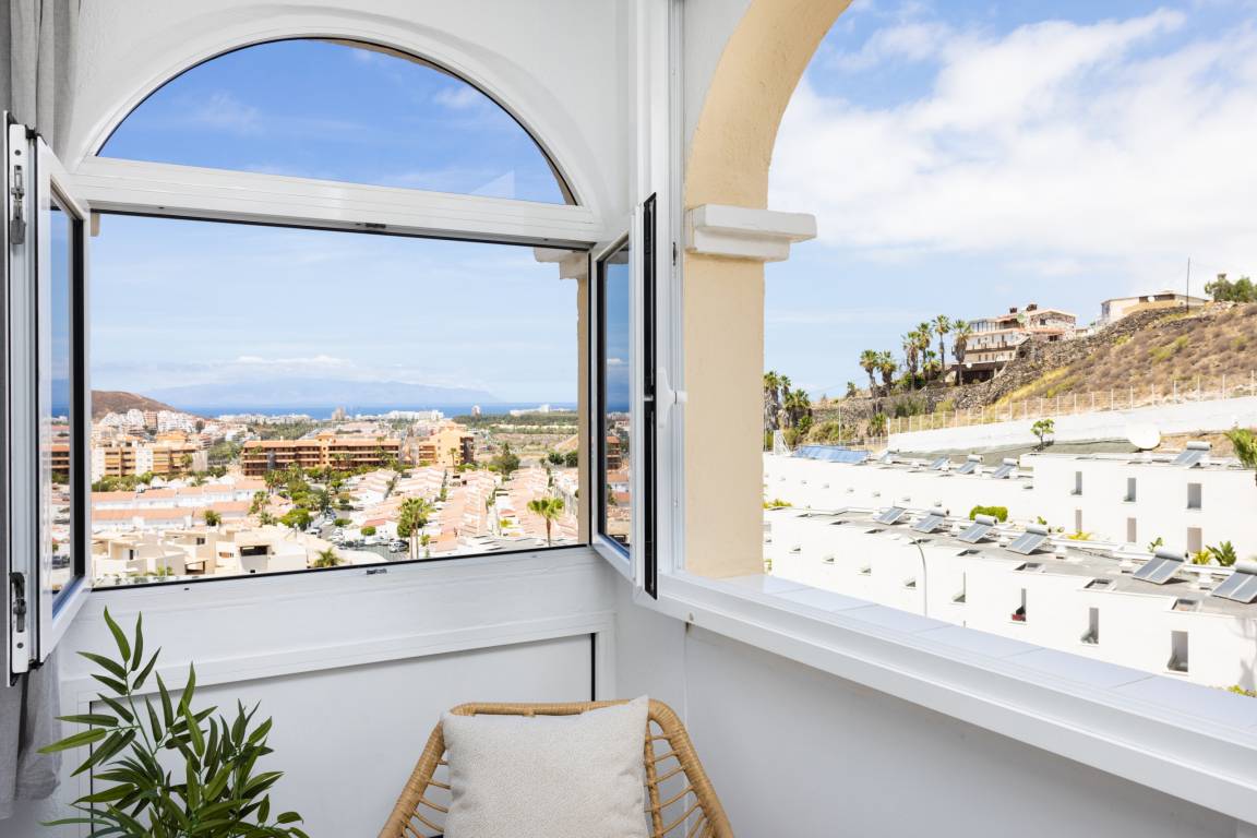 77 M² Apartment ∙ 1 Bedroom ∙ 3 Guests - Los Cristianos
