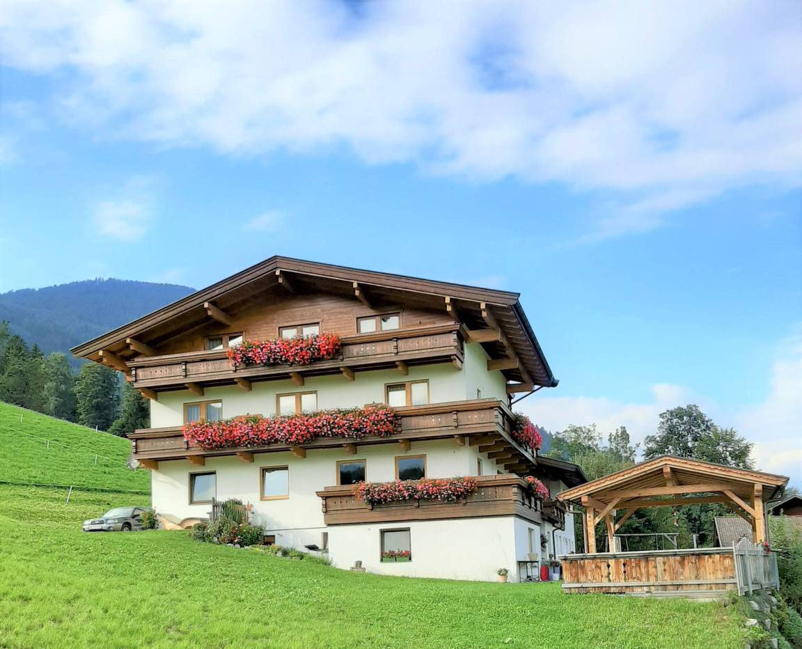 35 M² Hotel ∙ 1 Slaapkamer ∙ 4 Gasten - Schwaz