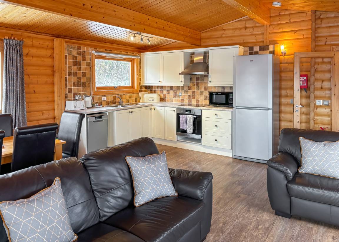 Chalet ∙ 3 Bedrooms ∙ 6 Guests - England