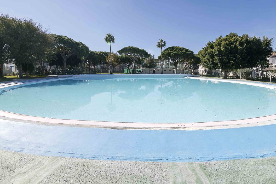 83 M² Huoneisto ∙ 2 Makuuhuonetta ∙ 6 Vierasta - Chiclana de la Frontera