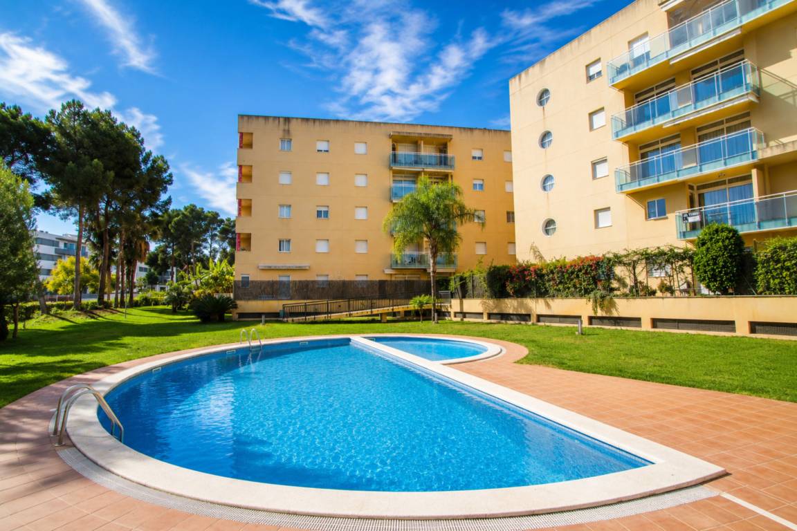85 M² Apartamento ∙ 3 Habitaciones ∙ 8 Huéspedes - Tarragona