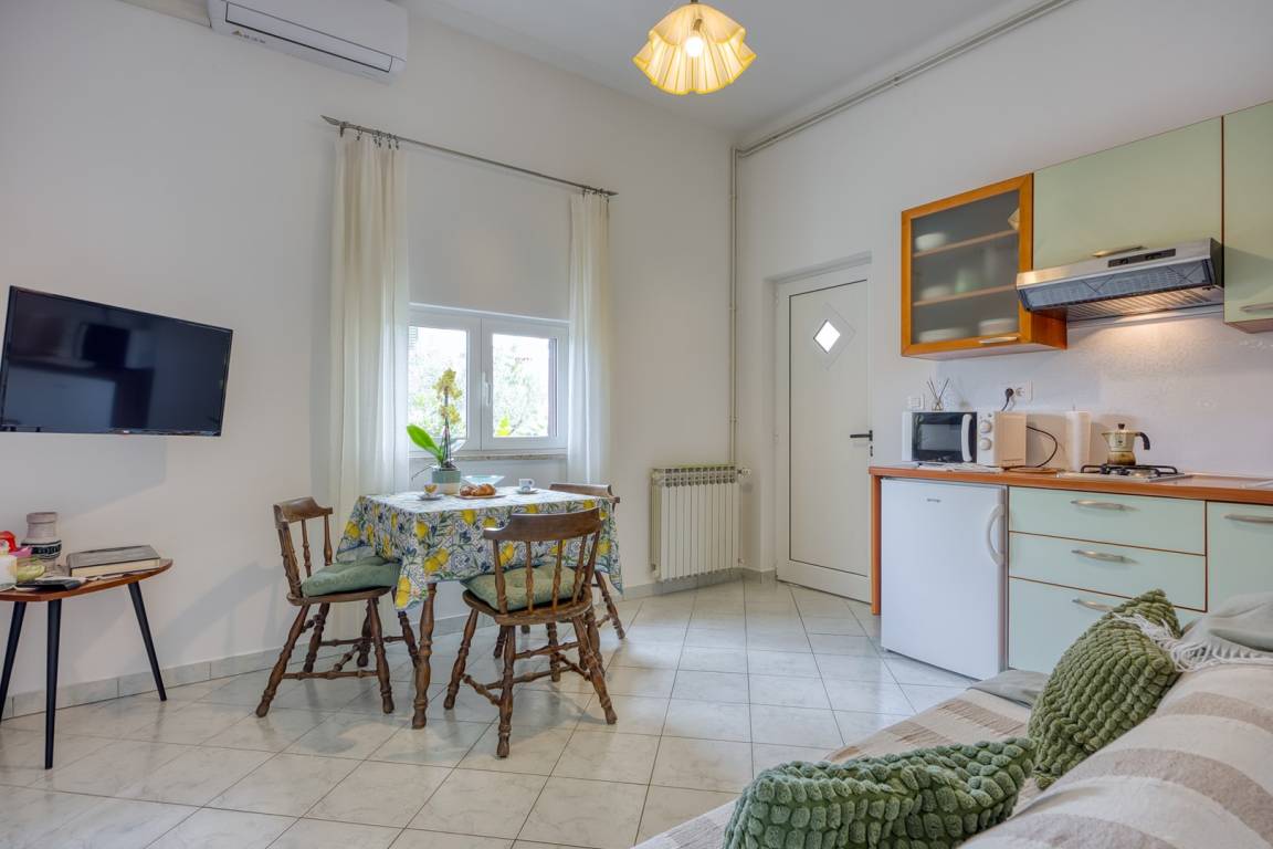 30 M² Ferienwohnung ∙ 1 Schlafzimmer ∙ 2 Gäste - Rovinj