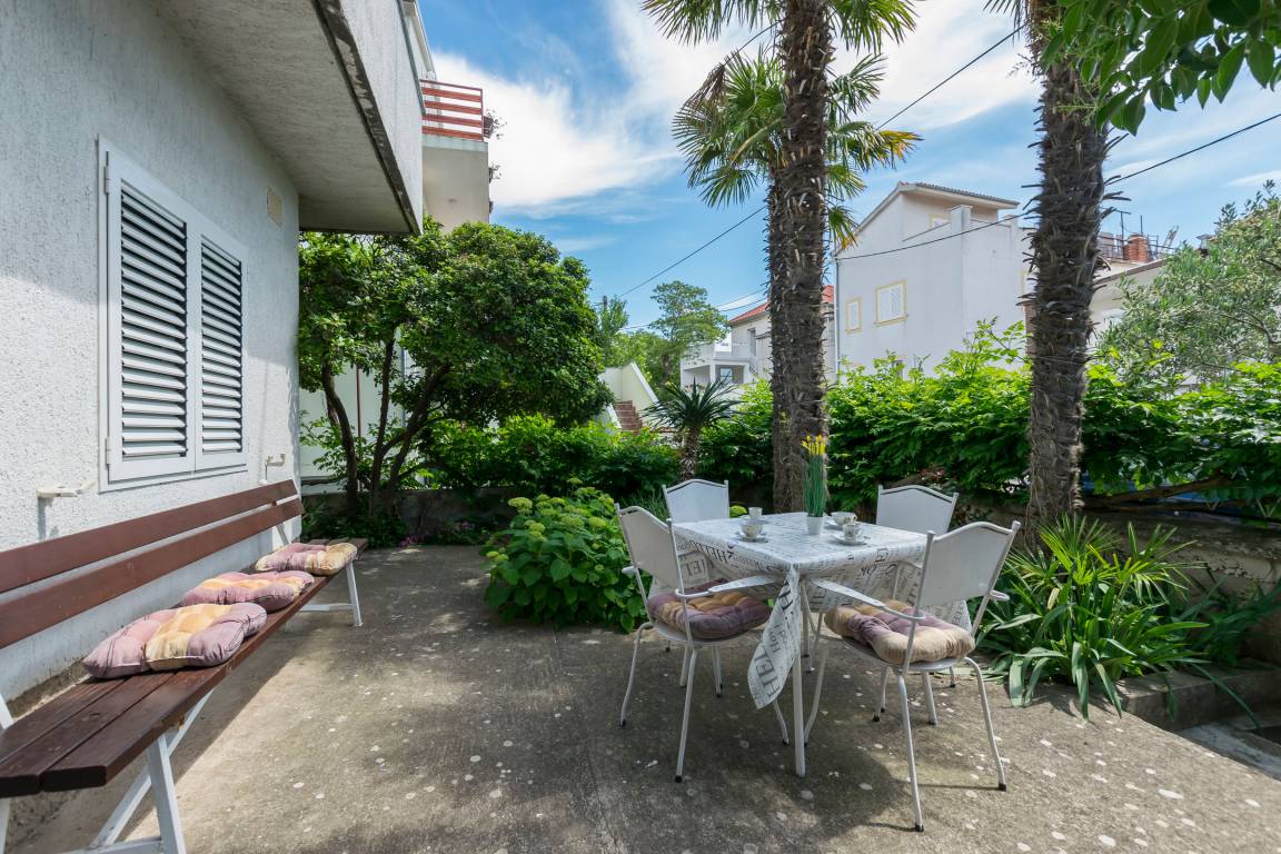 60 M² Ferienwohnung ∙ 2 Schlafzimmer ∙ 4 Gäste - Vodice