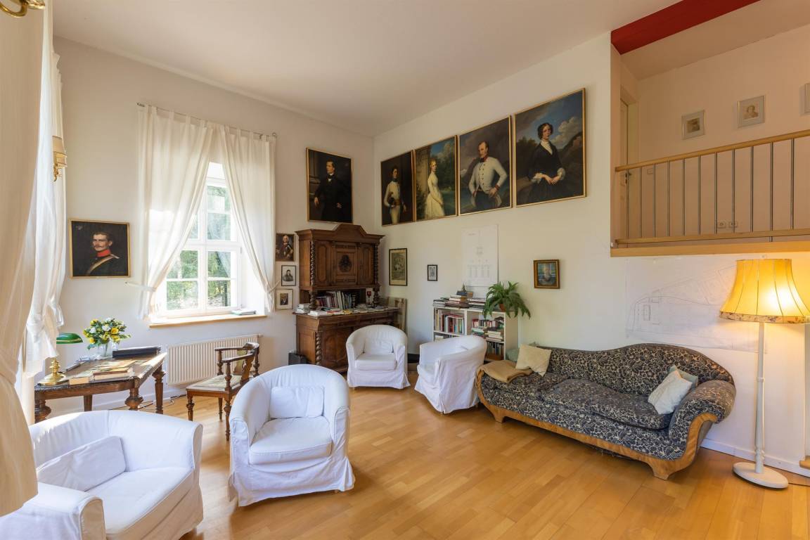 200 M² Ferienhaus ∙ 4 Schlafzimmer ∙ 8 Gäste - Niesky