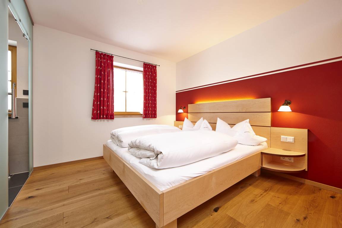 85 M² Ferienwohnung ∙ 2 Schlafzimmer ∙ 4 Gäste - Unterammergau