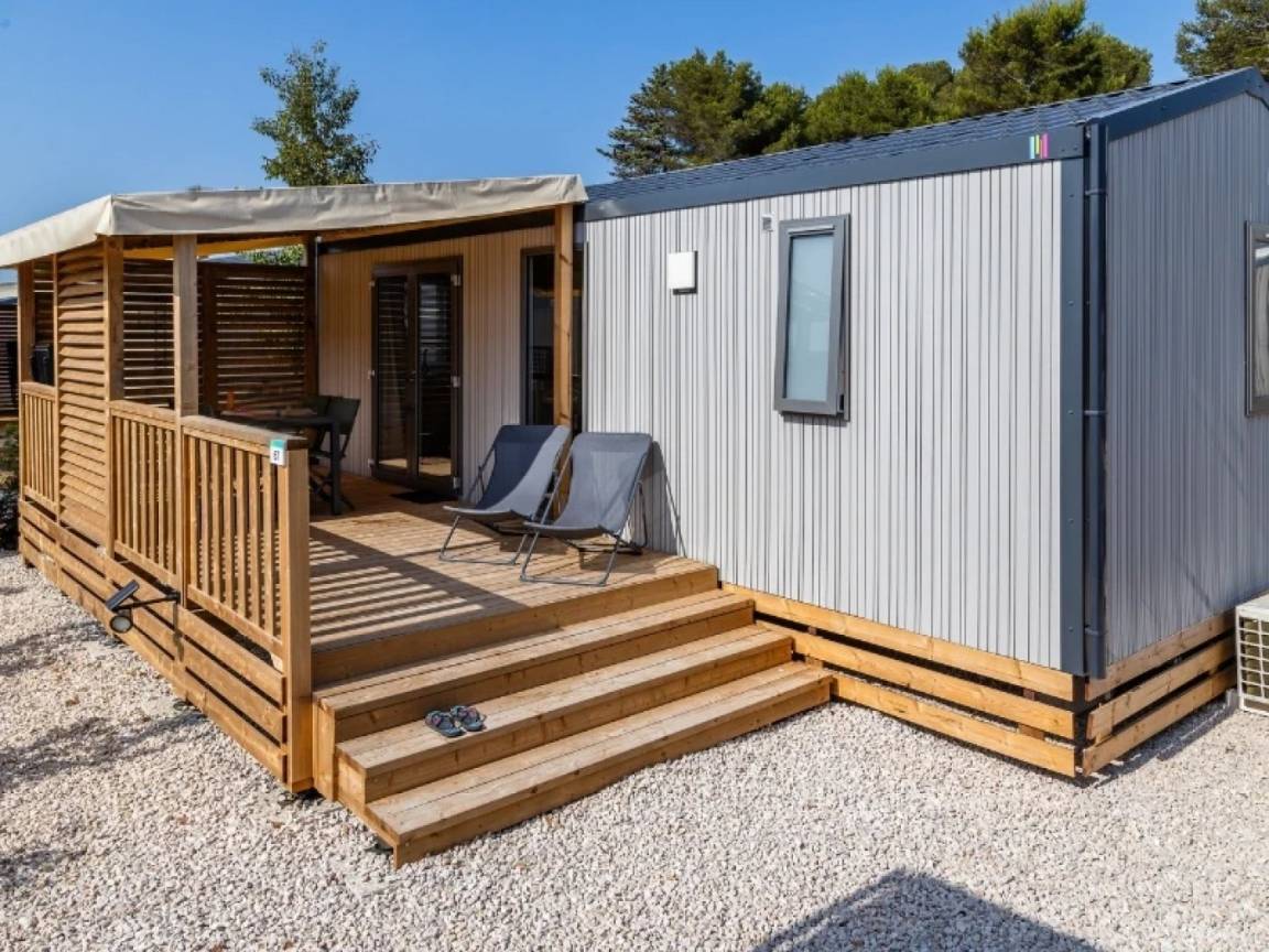 31 M² Camping-unterkunft ∙ 2 Schlafzimmer ∙ 4 Gäste - Graveson