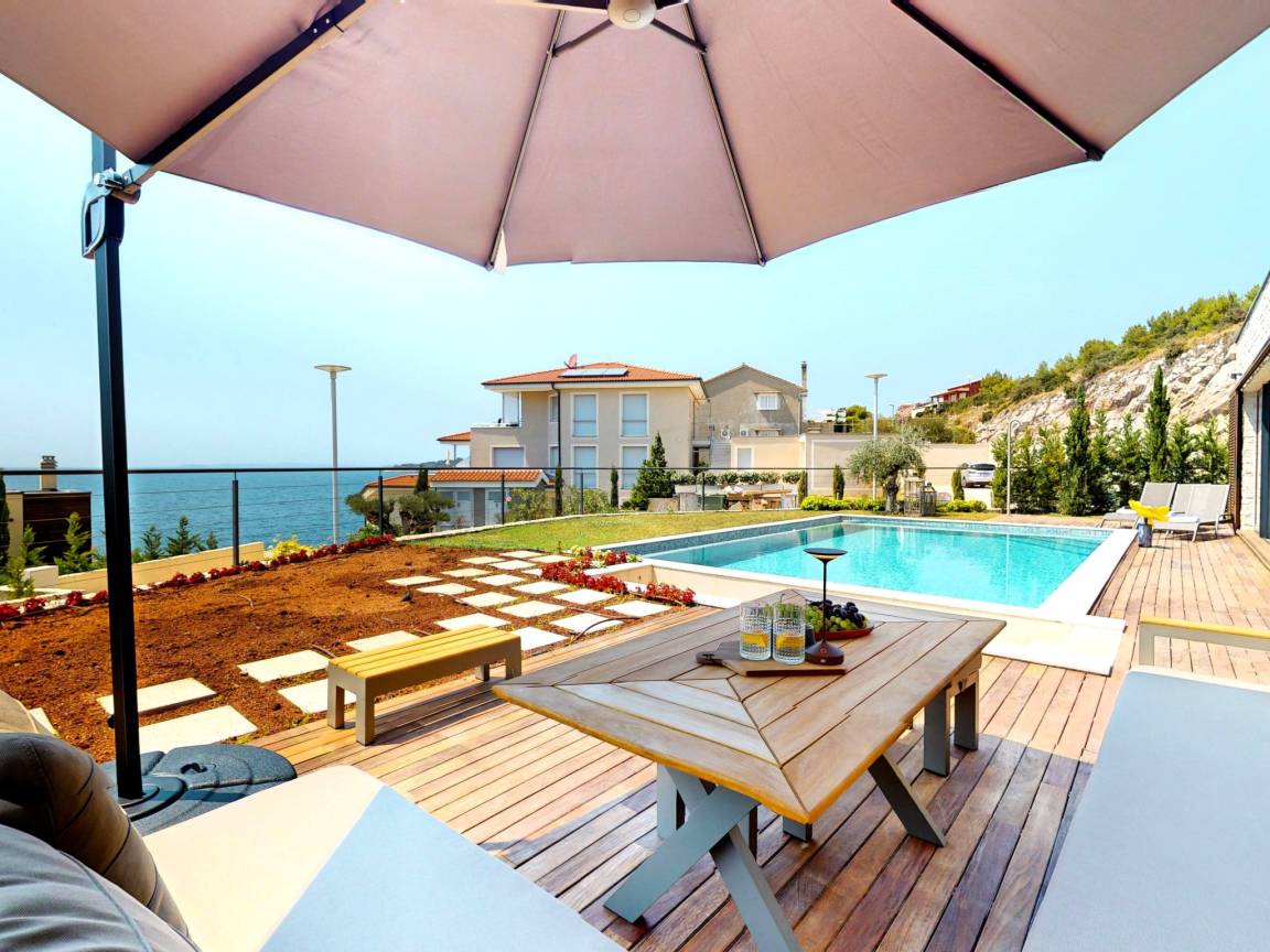 320 M² Huis ∙ 5 Slaapkamers ∙ 10 Gasten - Primošten