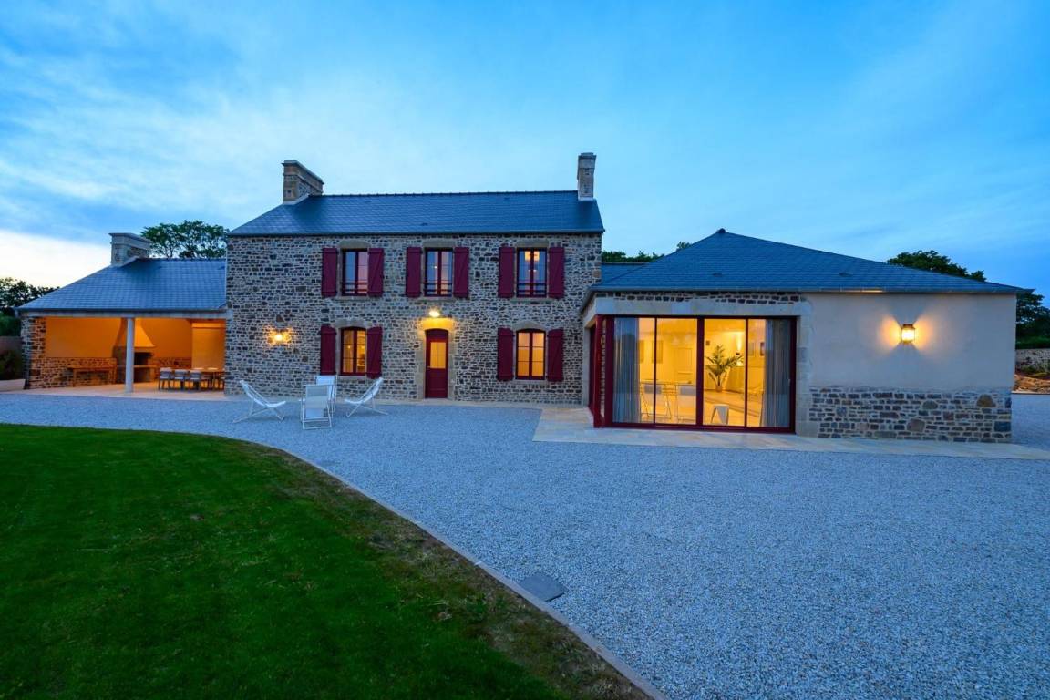 350 M² Villa ∙ 4 Chambres ∙ 8 Personnes - Cotentin