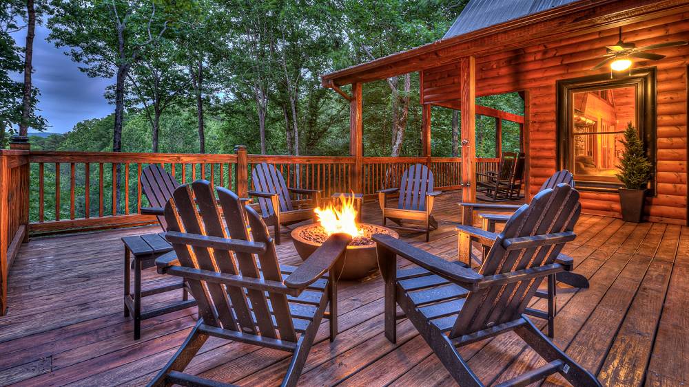 Cabin ∙ 3 Bedrooms ∙ 8 Guests - Georgia, GA