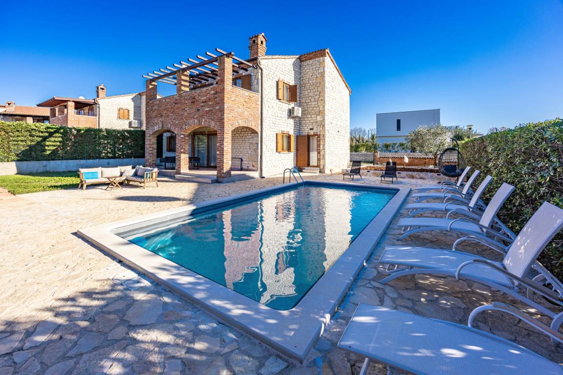 140 M² Villa ∙ 4 Schlafzimmer ∙ 8 Gäste - Vodnjan